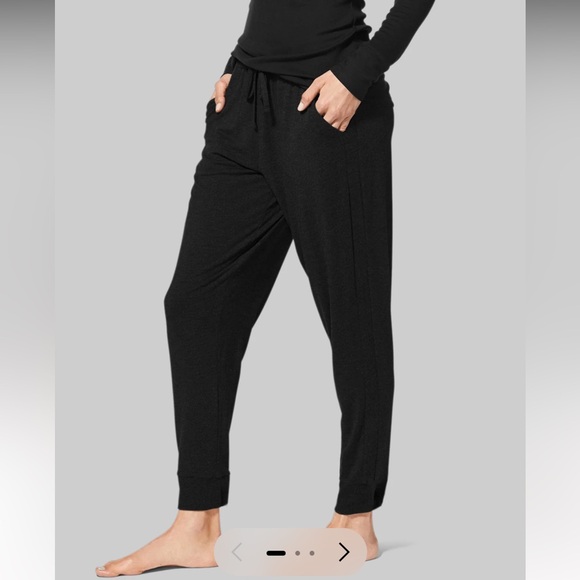 Tommy John Other - NWT Tommy John Downtime Jogger Size M Black